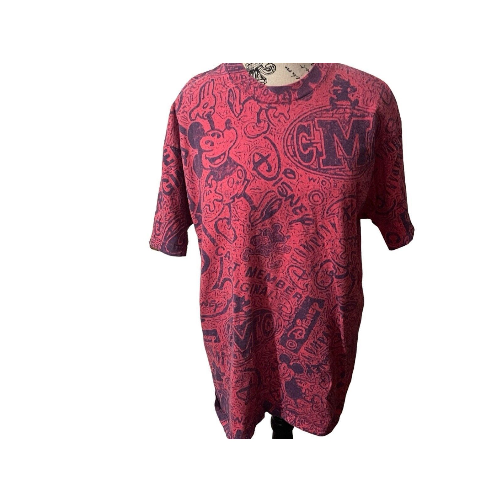 Vintage Disney Cast Member Original Red T Shirt Size Large Cmo Rare